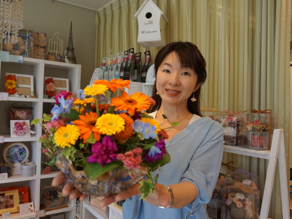 生花 フラワーアレンジメント体験 レカンフラワー専門 名古屋 教室 販売 お花を保存しプレゼントに最適