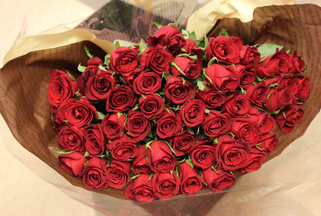 赤い薔薇の残し方保存方法をご紹介 プロポーズ花束保存加工専門店名古屋
