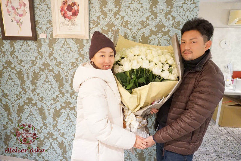 108本の薔薇 プロポーズでの思い出の花を全部残せるエレガントフレーム 