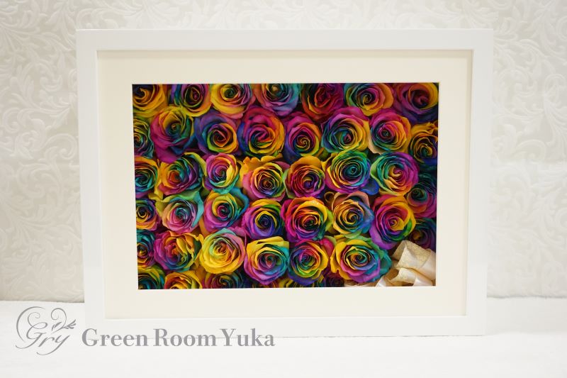 キャスケードブーケを残すなレクタンギュラーホワイトボックス|ブーケ  