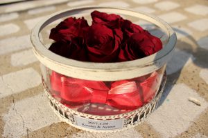 ガラスケーキコラム｜108本の赤い薔薇は「永遠に」の意味｜完成全体
