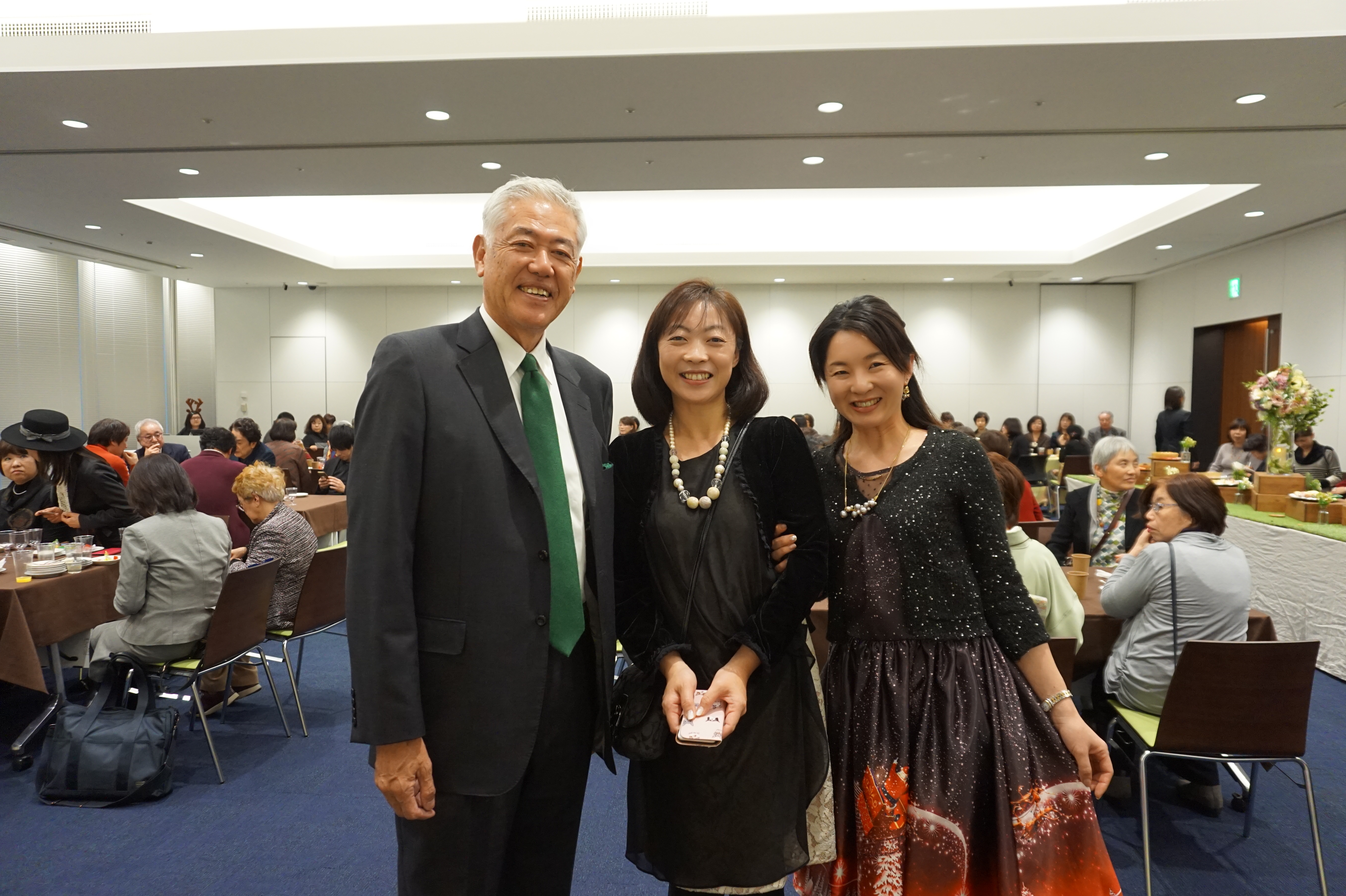 ヴォーグ社瀬戸社長兵藤由花井上真由美