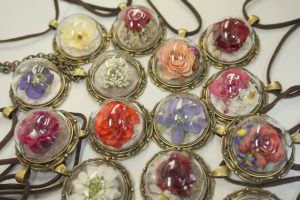 ガラスフラワーアクセサリー