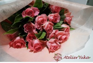 パールホワイト｜｜毎年贈られる結婚記念日の花束を押し花で永遠に｜持ち込み時