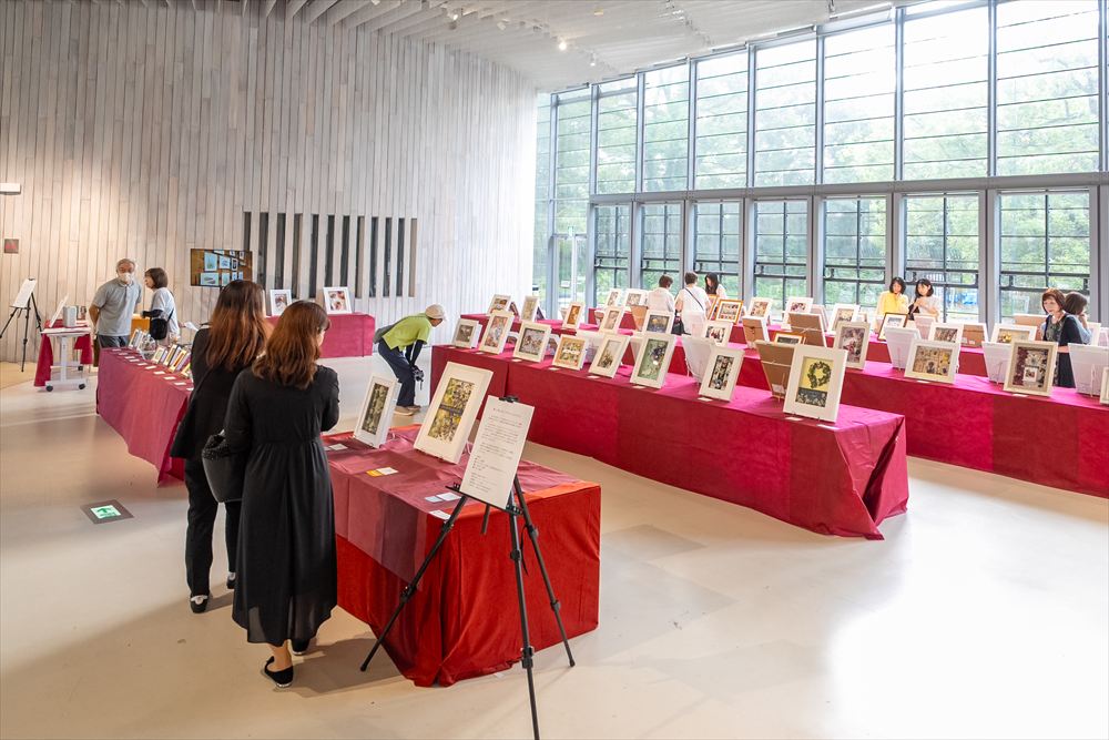 花と緑で楽しむアートクラフト展