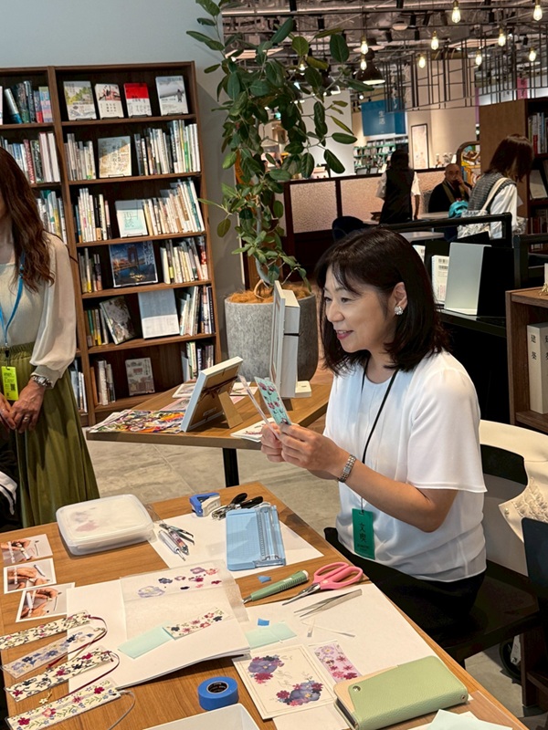 文喫栄ワークショップ押し花体験アトリエ由花